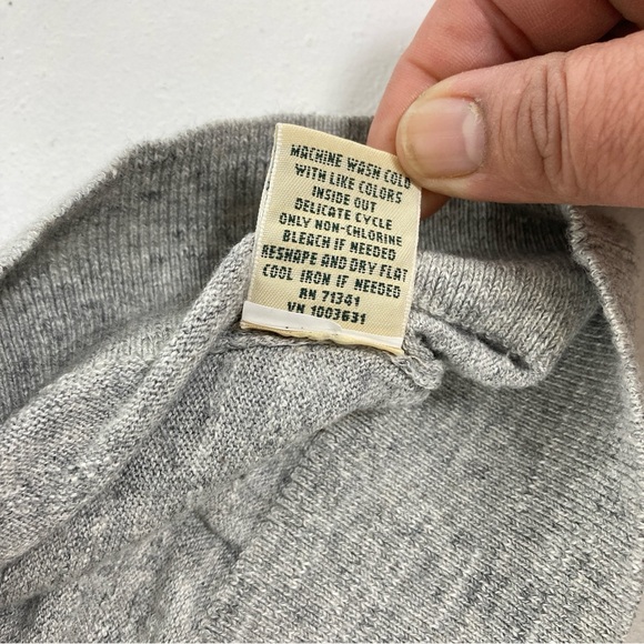 L. L Bean Women's Light Gray Cotton Sweater Pullover M Long Sleeve Minimalist - Picture 7 of 16